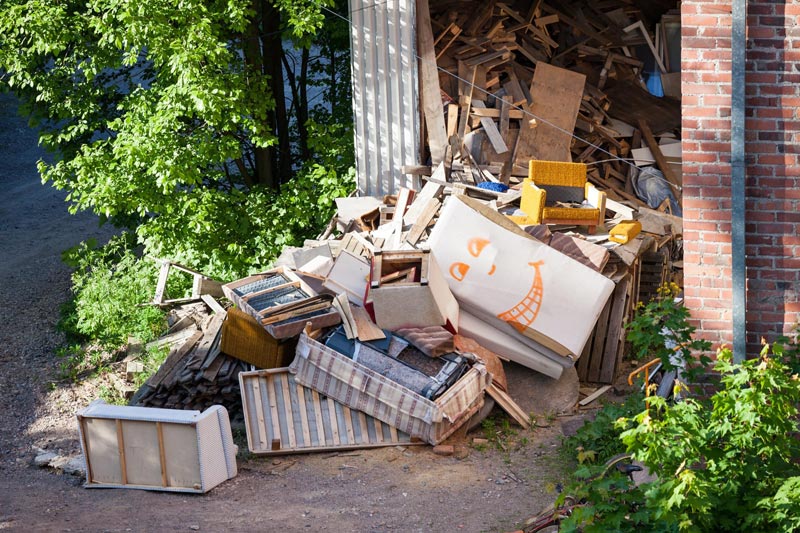 Rubbish R Us truck Sydney — 30 years of reliable waste removal